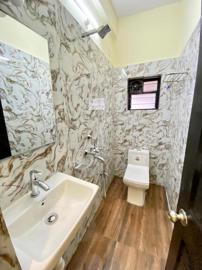 Prabhuvihar Residency Hotel Porvorim Luaran gambar